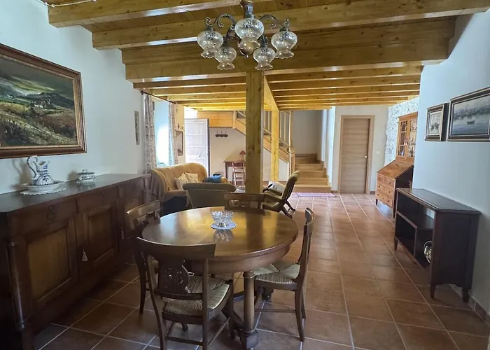 La Casita De Julián * Trigueros Del Valle